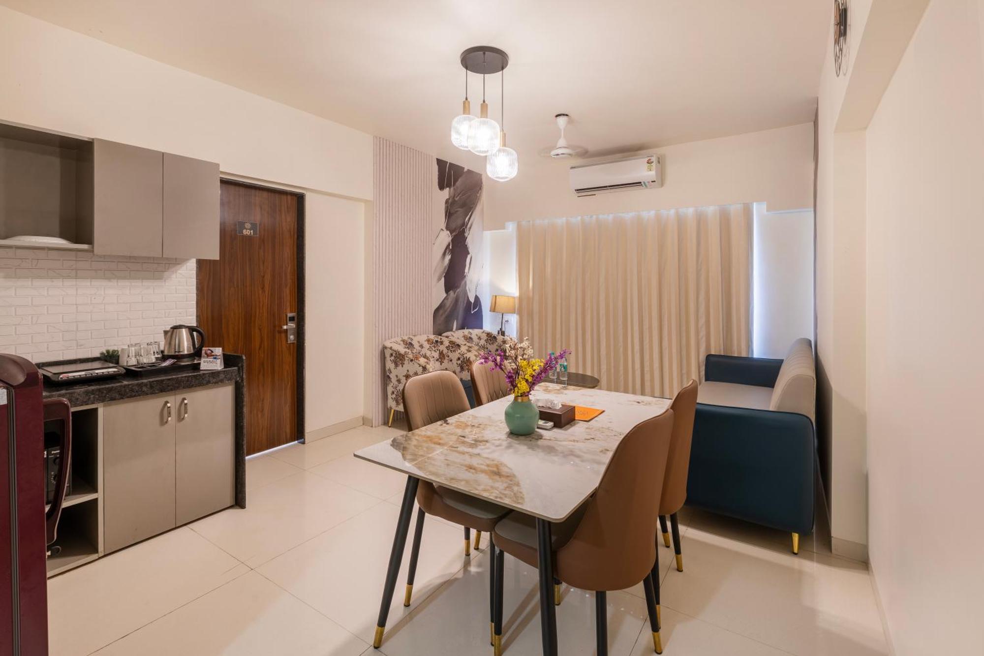 The Orion Premium Suites Mumbai  Buitenkant foto